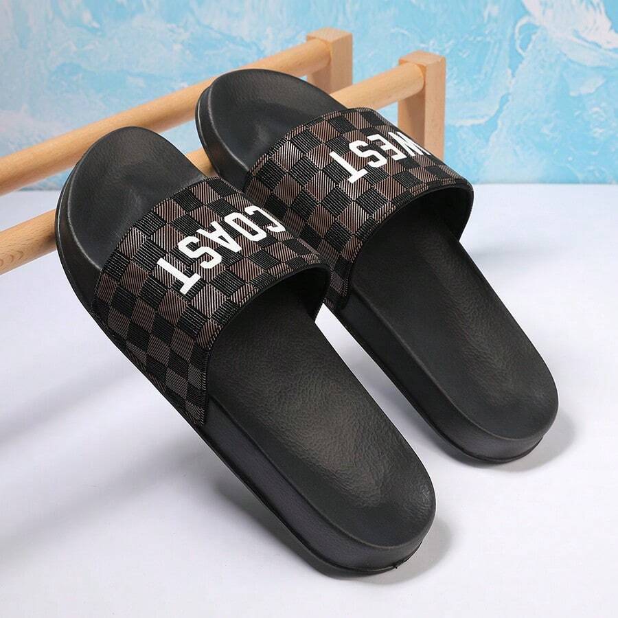 HISQIM Men's Sandals, Simple And Fashionable Men's Beach Slippers, Home Slippers, Shower Shoes, Indoor Slippers, Bathroom Sandals, Ultimate Comfort, Lightweight, Non-Slip, Easy To Clean Suitable For Teen Summer Casual Or Outdoor Athletic Or Vacation Travel Or Graduation Gifts Or Birthday Dress Accessories