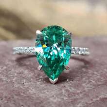 1 pieza Anillo elegante decorado con zirconia en forma de lágrima, regalo decorativo para boda/fiesta apropiado para mujeres