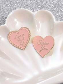 1pc Pink Heart Series Letter English Brooch, Minimalist Versatile Metal Gift Badge - Pink - View 4
