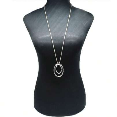 1pc Oval Pendant Necklace, Vintage Exaggerated Fashion Jewelry Accessory, Suitable For Women & Men Outdoor Wear & Daily Use