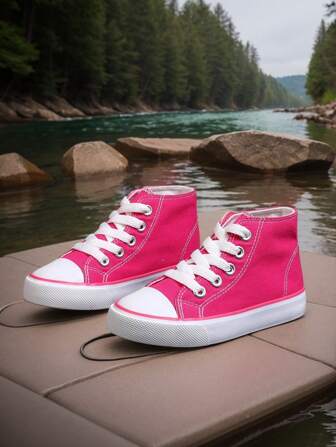 2025 נעלי קנבס לילדים קז'ואל גבוהות, נעלי ספורט שטוחות ונוחות ללא החלקה, שרוכים נושמים בצבע אחיד לילדות