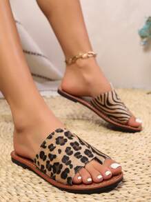 Leopard Print Stylish Women's Flip Flop Sandals, Casual Beach Slippers, Flat Bottom, Non-Slip, Comfortable