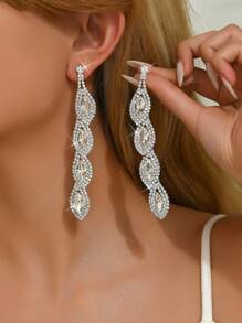 1 Pair Of Gorgeous Butterfly Crystal Earrings For Women