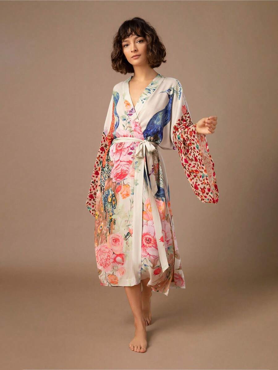 歐美復古寬鬆大尺碼波希米亞孔雀印花中長版和服式罩衫 Haori 晨袍,休閒居家繫帶浴袍睡衣,薄款夏季海灘度假比基尼泳裝外搭罩衫 - 白色 - 查看 1