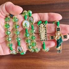 Christliches Ostergeschenk Anhänger Kreuz des Heiligen Judas, mexikanische Halskette - geflochtene Kette mit grünen Kristallperlen, Charm Accessoires für Männer, elegantes katholisches Schmuckgeschenk zum Gedenken an den Heiligen Judas