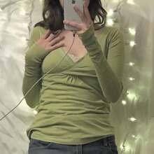 Women Y2k Fairy Grunge Shirts Crop Tops Vintage Long Sleeve V Neck Basic Slim Fit T Shirt Going Out Blouse Tops Streewear 2000s E-Girl Harajuku Aesthetic Clothes Spring Fall Summer Outfit - 綠色 - 查看 4