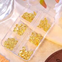 6-Grid Box Nail Rivet Decoration Accessories Golden Hollow Shape Decoration Shell Conch, Crescent Star And Heart-Shaped Diamond Crown For DIY Nail Decoration Handmade Creative Accessories