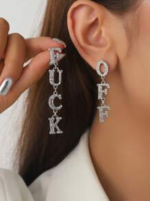 1 对复古朋克风格仿旧金属字母设计耳环，适合女士日常佩戴或节日佩戴 - 字母耳環 - 查看 16