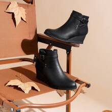 Botas de cuña para mujer 9636 | Botines cómodos con cuña y cremallera lateral