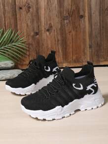 Lente en zomer nieuwe mode witte sneakers, mesh ademende sport retro schoenen, dikke zool antislip zachte onderkant hardloopschoenen