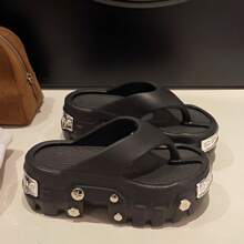 Women's Spring/Summer Thick Sole Slippers, Street Fashion Rivet Decor Platform Slip-On Casual Indoor/Outdoor Flip Flops