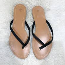 Casual And Versatile Simple Flat Flip-Flops - Black - View 1