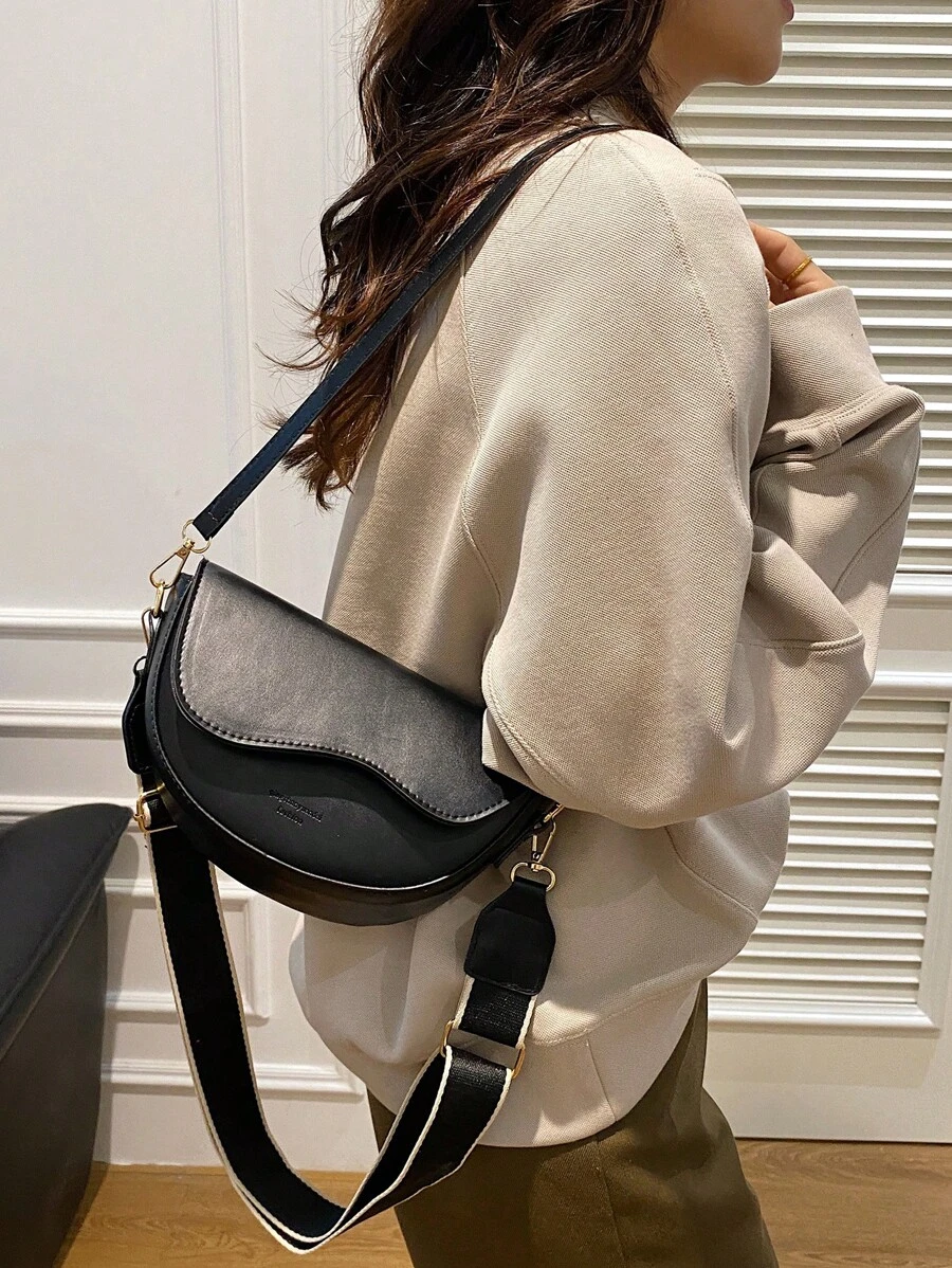 Fashionable Solid Color Mini Crossbody Bag, Simple Reverse Design, Suitable For Women's Daily Use, Dates, Gifts, With Adjustable Wide Strap - Black - View 1