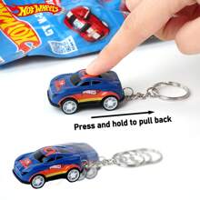 1 PIEZA Llavero de coche de arrastre con licencia oficial de Hot Wheels, bolsa ciega de la serie GT K-CARS con un estilo aleatorio de 12, juguete de mini coche divertido que se mueve hacia adelante después de arrastrar, clip para bolso, mochila, relleno de calcetines, decoraciones navideñas para amigos y coleccionistas - CT-HW056 - Ver 7