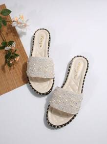 Fashionable Luxury Women Flat Sandals, Pearl And Crystal Decorated Design, Round Toe Style In Multiple Colors, Comfortable Footwear Suitable For Stylish Outfits