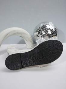 Fashionable And Luxurious Women Flat Sandals, Pearl And Rhinestone Decor Design, Round Toe In Multiple Colors, Comfortable Footwear Suitable For Stylish Outfits