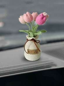 1 件手工钩编郁金香花束装饰，采用纱线花瓶中的永生花制成，用于汽车仪表板、家居装饰、办公桌展示，适用于各种房间类型和节日装饰（织物标签为随机款式，有些可能没有标签，拍照时因灯光原因略有色差，请谅解） - 均碼 - 查看 8