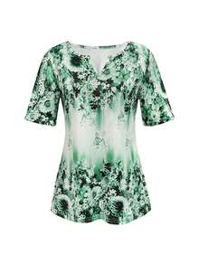 Women's Floral Print Casual, Fashionable Ombre Floral Print T-Shirt - Casual V-Neck - Medium Stretch Fabric - Green Short Sleeve Top - Spring/Summer Casual Short Sleeve T-Shirt