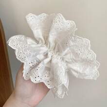 1pc Women's White Elegant French Lace Hollow Floral Scrunchie, Niche Design Elastic Hair Tie, Minimalist Versatile Hair Accessory For Everyday UseScrunchiesscrunchy Hair Ties
