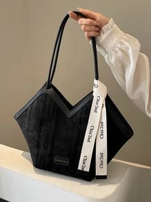 Nel 2024, la nuova moda, il Joker, il nuovo design a contrasto, il design a incisione, la borsa a tracolla con doppio manico e grande capacità è adatta per i viaggi, lo shopping, i pendolari e il design decorativo con foulard di seta.