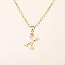 1 件优雅法式简约镂空字母设计 A-Z 项链，铜镀金字母吊坠锁骨链，精致百搭的日常佩戴礼物