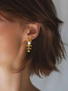 1 par de pendientes de plata 925 con forma de rama de madera y perla en relieve en capas, adecuados para el uso diario de las mujeres y para dar forma al rostro