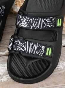 1 Pair Boys Fashionable Hook And Loop Design EVA Flat Sandals, Cute Open Toe Quick Dry Lightweight Non-Slip Summer Shoes, Suitable For Toddler And Little Kids