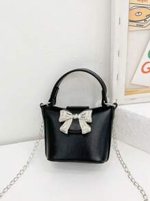 1 pieza Bolso de cubo mini portátil de unicolor PU con diseño de mariposa, estilo coreano versátil con cadena para el hombro y bolso bandolera, correa para el hombro casual y cómoda, estilo largo y versátil que no es exigente, adecuado para uso diario, apropiado para compras y viajes diarios de chicas.