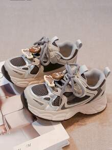 Giày bé gái mùa xuân 2025 mới, giày thể thao thời trang hoạt hình cho trẻ em, giày thể thao chạy bộ cho bé gái, thương hiệu dành cho trẻ lớn hơn - màu đen - Xem 5