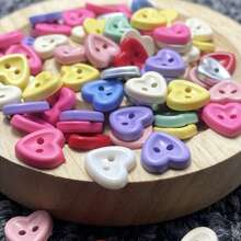 30 Stück süße bunte Kunststoff-Herzknöpfe im Cartoon-Stil, Kinderbekleidungszubehör, Bastelmaterial für Kinder, Scrapbooking, Puppenkleider nähen