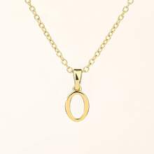 1 件优雅法式简约镂空字母设计 A-Z 项链，铜镀金字母吊坠锁骨链，精致百搭的日常佩戴礼物