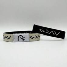 Pulsera con versículo bíblico diario, te trae buena suerte en la , el amor, la riqueza y el feng shui. Minimalista y de moda, adecuada tanto para hombres como para mujeres. Múltiples opciones de color disponibles, fácil de usar, adecuada para todas las ocasiones, resistente al sudor y a la lluvia.