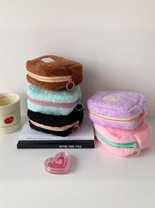 1 Plush Square Lightweight Flat Wallet, Sanitary Napkin Storage Makeup Bag, Cosmetics Storage Bag, Cosmetics Storage Bag Mini Bag Travel Accessories Makeup Brush Bag Cosmetics Container Makeup Bag Travel Essentials Women's Accessories Travel Supplies,For Holiday Beach, Bathroom Collection, Bedroom Collection, Large Capacity