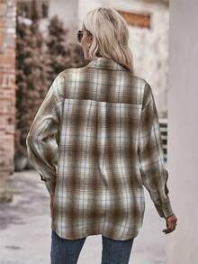 Plus Size Women Casual Plaid Shirt With Pockets