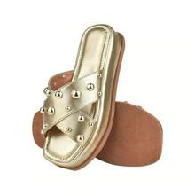 Tamanco Flatform Feminino Chinelo Flat Feminino Sandália Feminina Papete com Tiras Cruzadas e Enfeite Esferas Metalicas - Dourado - Visão 2