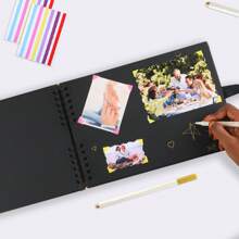 Sammelalbum-Album mit verschiedenem Zubehör, Schwarz- und Weißkarton-Fotoalbum, Schleifenversiegelung, DIY-Graffiti-Notizbuch, geeignet als Geschenk für Abschluss, Jahrestag, Hochzeit, Weihnachten, Halloween, Schulanfang, Schulmaterial