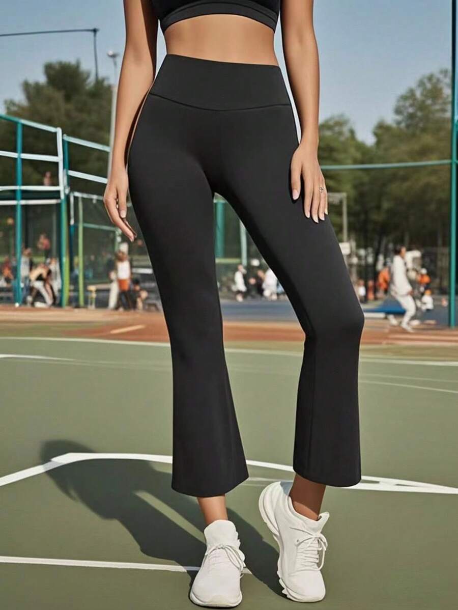 Lynfun Women's Summer Flared 3/4 Yoga Pants - Lightweight Outdoor Workout Capris For Running, Gym & Casual Wear - Black - View 1