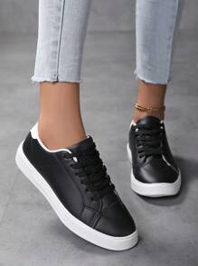 Women's Casual Black & White Spring Outdoor Sneakers, Low-Top Breathable Skateboarding Shoes