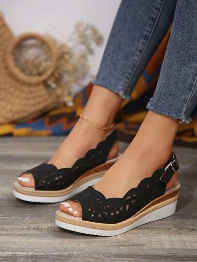 Nuovi sandali per il commercio transfrontaliero 2025, scarpe con zeppa e platform aperte, design traforato laser a corda, sandali casual da donna