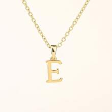 1 件优雅法式简约镂空字母设计 A-Z 项链，铜镀金字母吊坠锁骨链，精致百搭的日常佩戴礼物