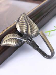 2pcs 18g Metal Hooks With Screw, Leaf Shaped Suitable For Wall & Curtain Rope Hanging, Multiple Colors Available Gifts Birthday Graduation