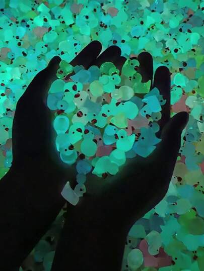 10/30/50pcs DIY Mini Yellow Duck, Glowing Mini Resin Yellow Duck, Mini Toy, Glowing Small Animal In The Dark, Suitable For Holiday Gifts, Sock Gifts, Party Gifts, Prank Games, Landscape Gardens