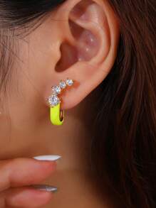 1 对女士时尚多彩滴翼设计优雅耳环，适合日常佩戴、聚会或拍照的独特礼物