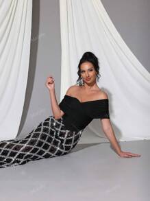 Modphy Abito lungo nero in tulle lucido e aderente con decorazioni di cristalli e paillettes, scollo spalle scoperte, adatto per invitati a matrimoni, vacanze, danza, feste, cene formali, abito da sera