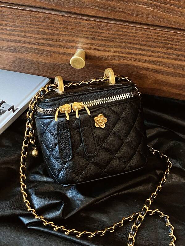 Mini Luxurious Women's Square Handbag, Embroidered Rhombus Textured Box Bag, Flap Design Ladies' Shoulder Bag, Adjustable Chain Crossbody Bag, Suitable For Dating, Afternoon Tea, Vacation, Casual, Shopping, Coin Purse, New Ladies' Purse