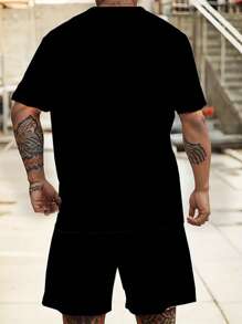 Conjunto de 2 peças Plus Size Masculino Estilo Esportivo Número Numérico e Conjunto de Camiseta Estampada de Letras, Adequado para Todas as Estações - Preto - Ver 3