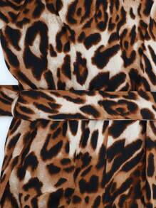 Vestido casual de manga farol con estampado de leopardo, Vestido Maxi Elegante y Elegante, Vestido corto de manga larga con cuello en V y estampado animal, Vestido evasé con cintura y cuello en V, manga farol, vestido largo para mujer en otoño, Vestido mini de mujer con estampado de leopardo, cuello en V, mangas de linterna recogidas, silueta de vuelo con volantes en el bajo y cintura ceñida, elegante y sexy - Marrón - Ver 7