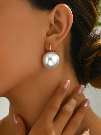 Pendientes de perlas falsas elegantes para mujer, diseño versátil y nuevo, adecuados para bodas, fiestas, regalos del Día de la Madre, joyería