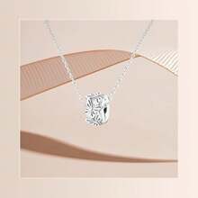 PARCOM Décoration en perles avec placage argent,série de pendentifs papillon DIY, convient comme accessoires pour bracelets et colliers, cadeau de bijoux parfait pour l'anniversaire d'amis, les fêtes