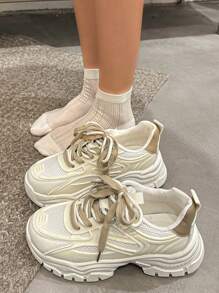 2025 New Korean Style Women Versatile Thick Sole Casual Lace-Up Breathable Sneakers